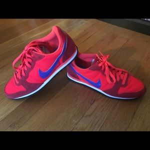 Nike Waffle Runner women’s 8.5 US